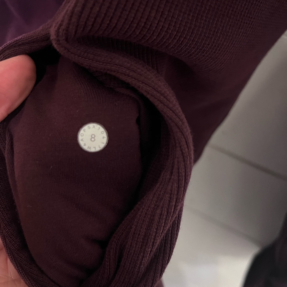 Lululemon Radiant Jacket Ii Cassis Size 8 - image 5
